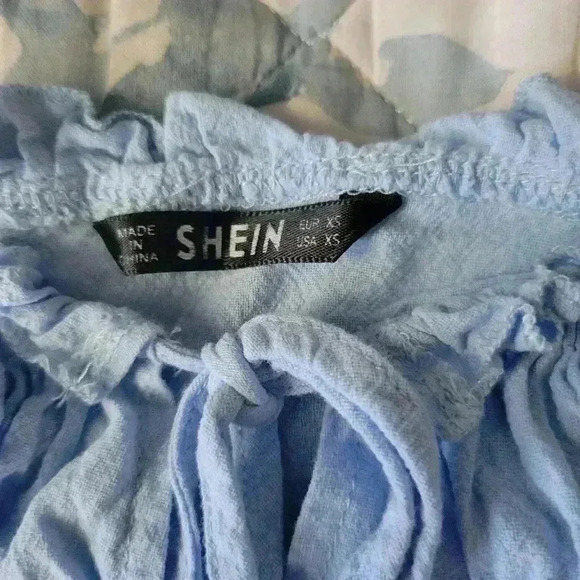 SHEIN xs over the shoulder crop top light blue - Picture 2 of 4